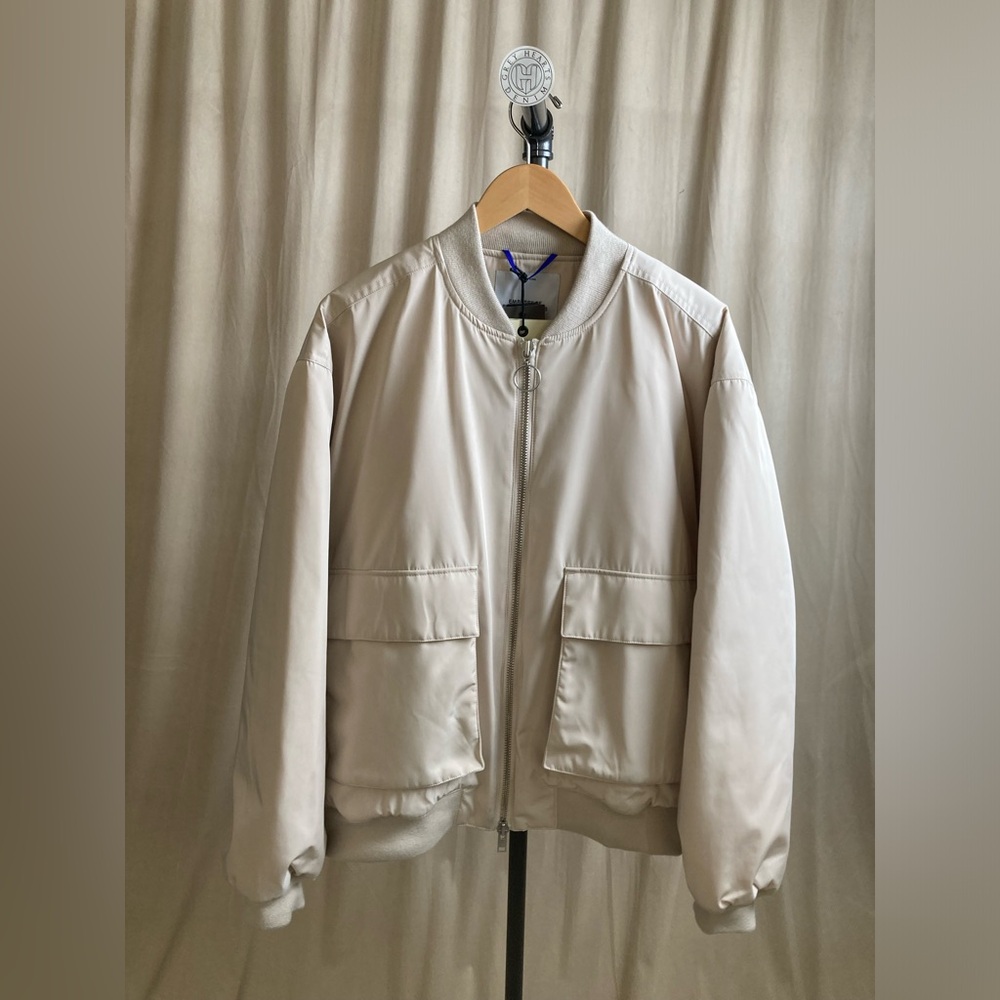 Mapes Bomber - Pale Sand | Embassy of Bricks & Logs